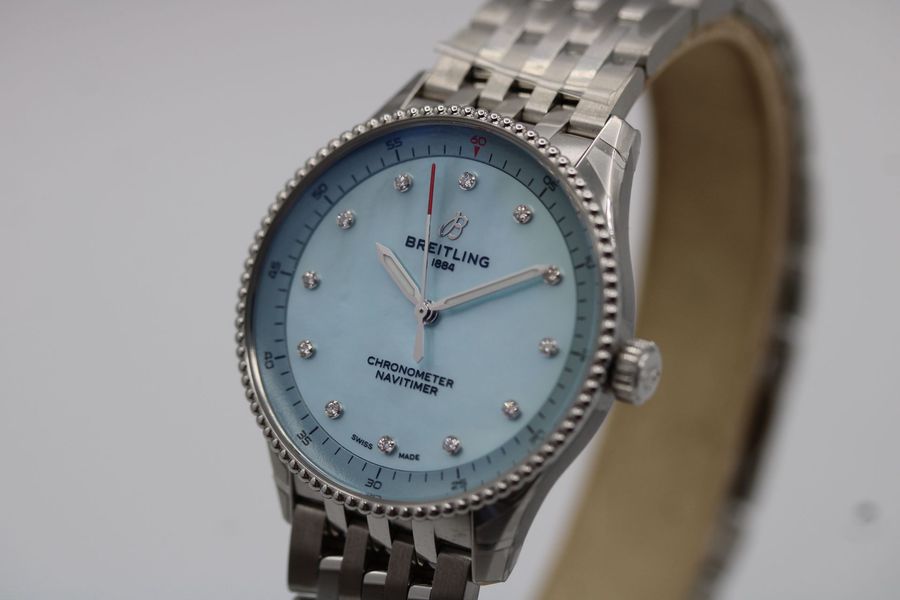 Breitling Navitimer A77320